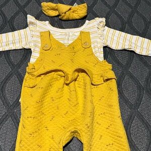 Toddler Girl Yellow long sleeve 3piece Romper set Size 2T